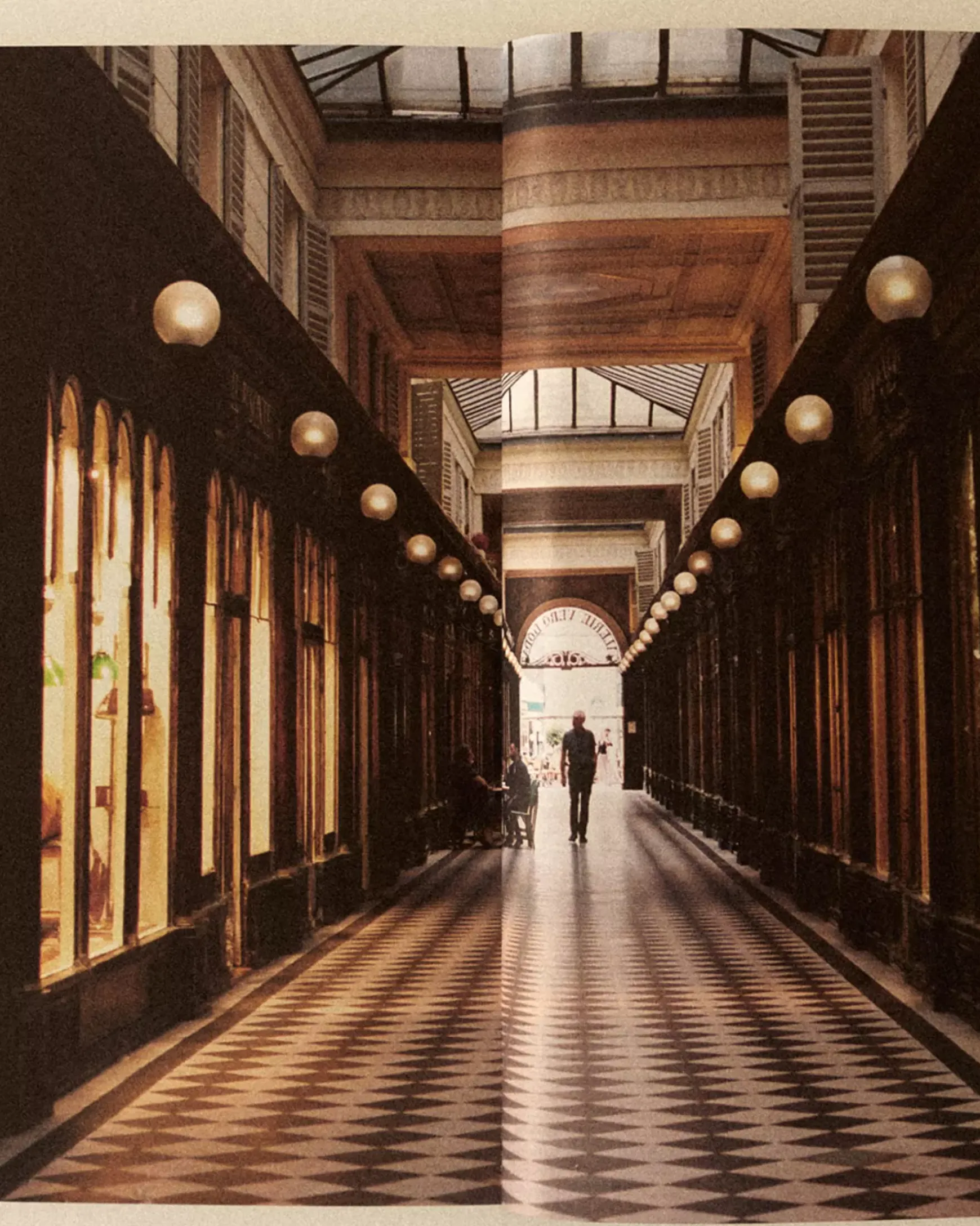 Outlet Sessùn A Week Abroad Paris VassilyBlue